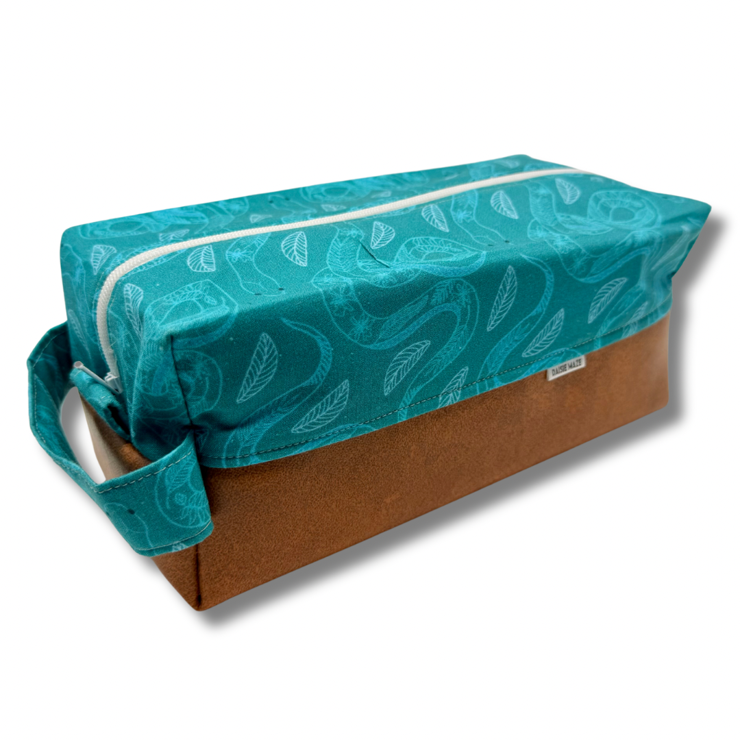 Snake Dopp Kit, Cosmetic Bag