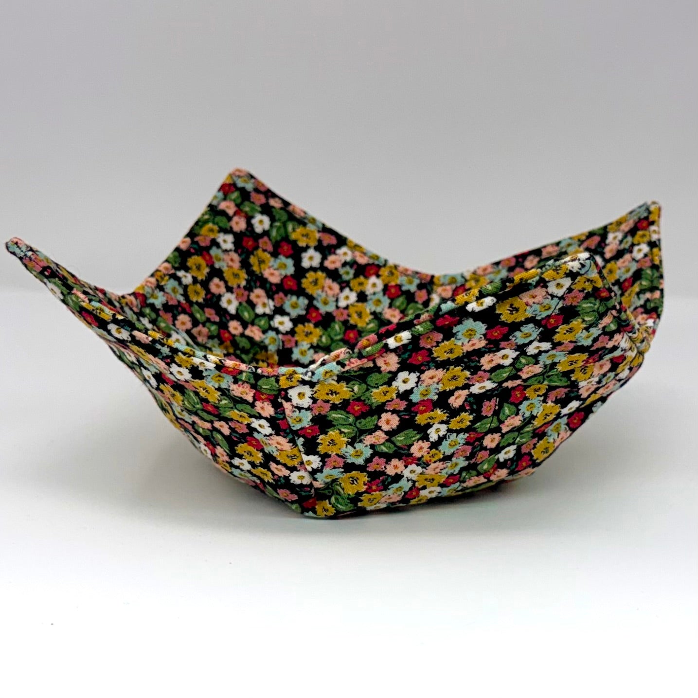 Bloom True Bowl Hug