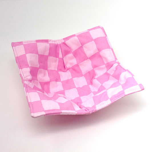 Pink Checkered Bowl Hug