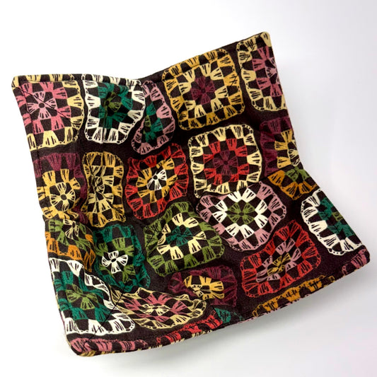 Granny Square Bowl Hug