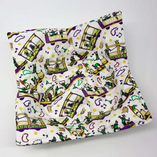 Mardi Gras Parade Bowl Hug