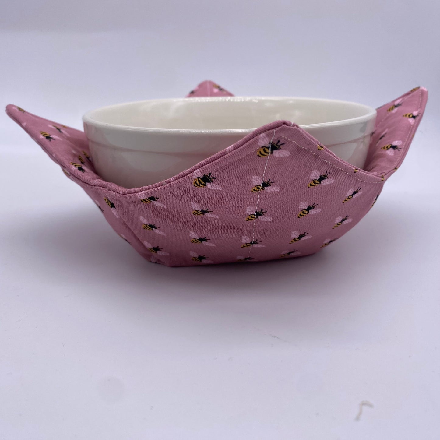 Tiny Bee Bowl Hug