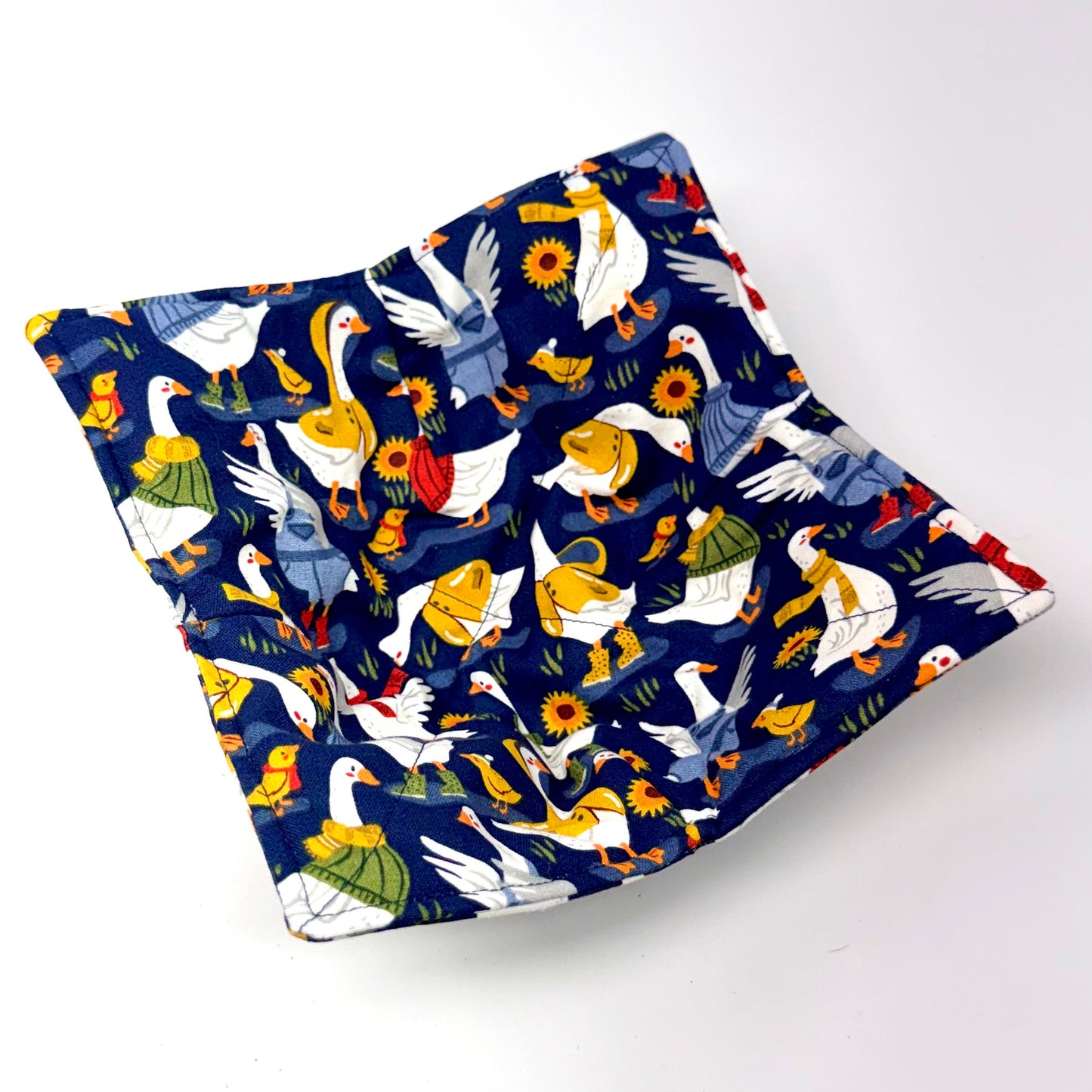 Silly Goose Bowl Hug