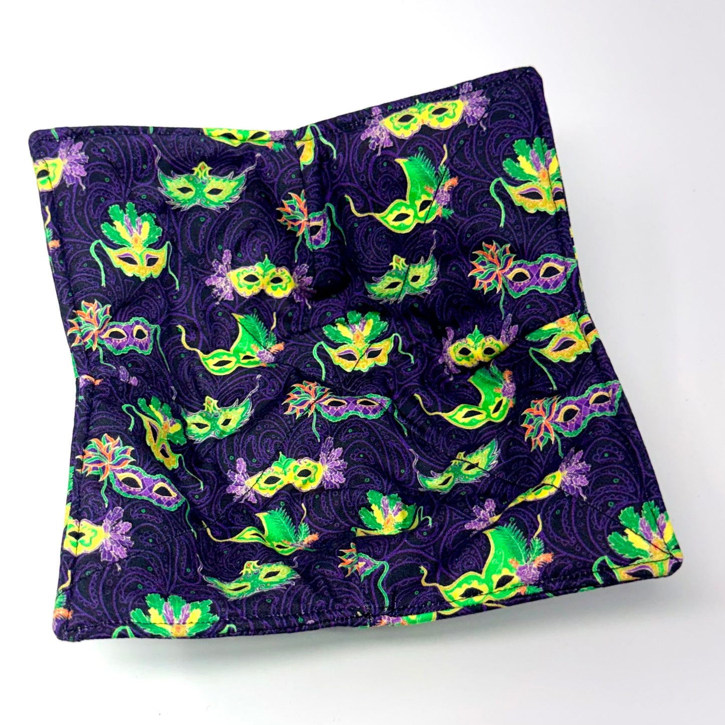 Mardi Gras Masks Bowl Hug