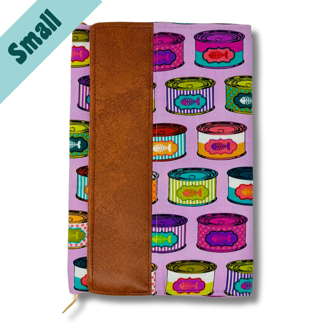 Cat Snack Small Book Keeper