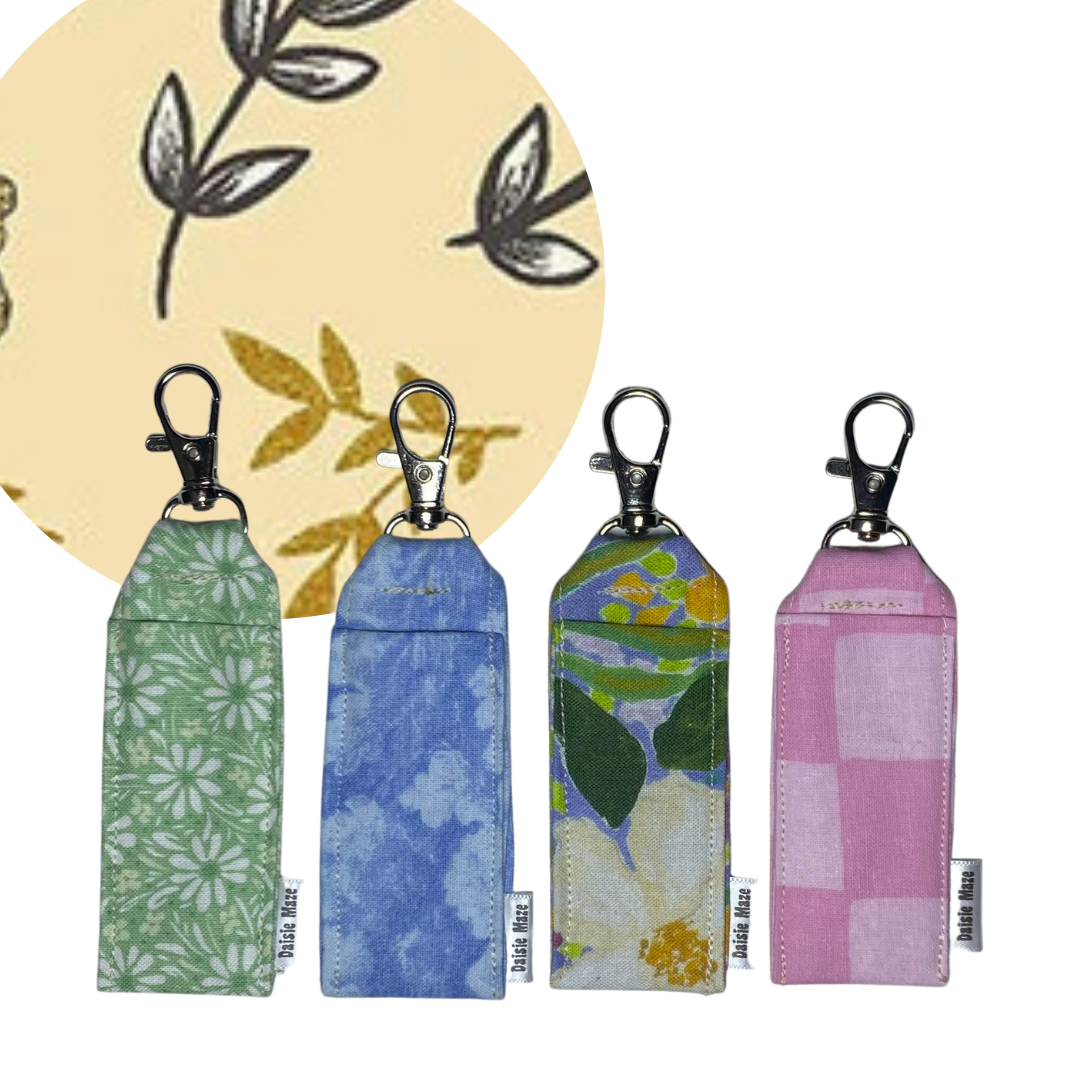 Cotwold Beehive Chapstick Holder