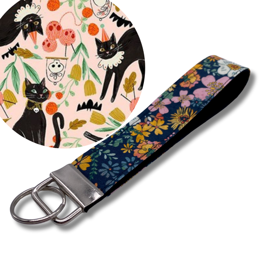 Creepy Kitties Keychain