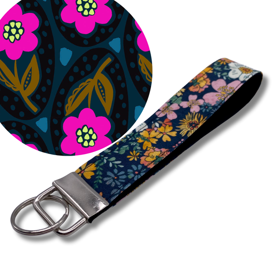 Giggle Flower Keychain